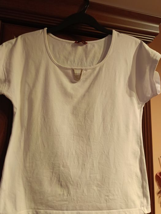 Sprzedam białą bluzkę