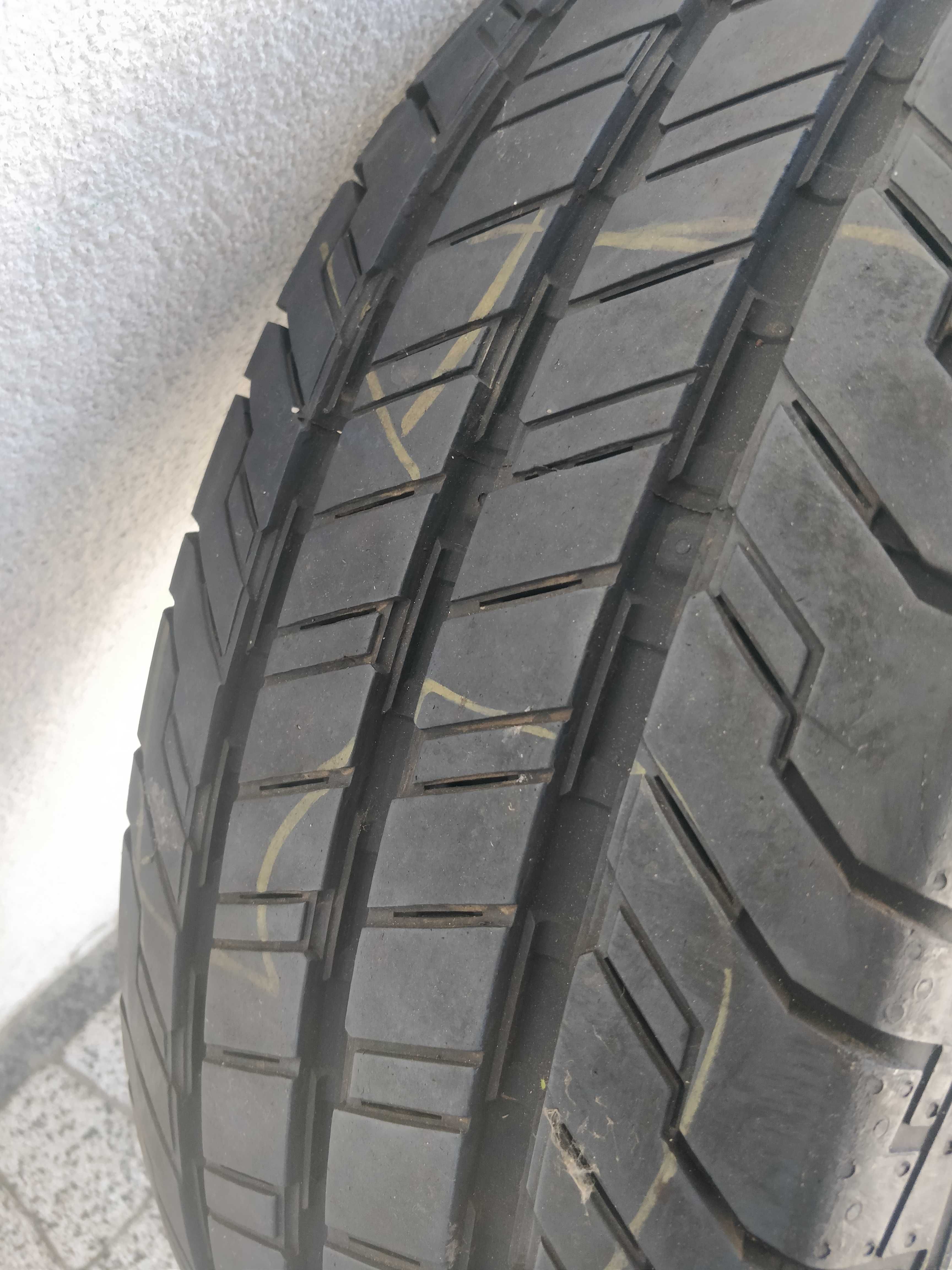 Continental ContiVanContact 100 215/70 R15 wzmocnienie (C) jak nowa