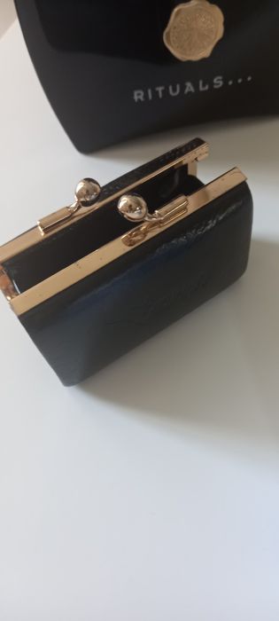 Porta moedas em pele