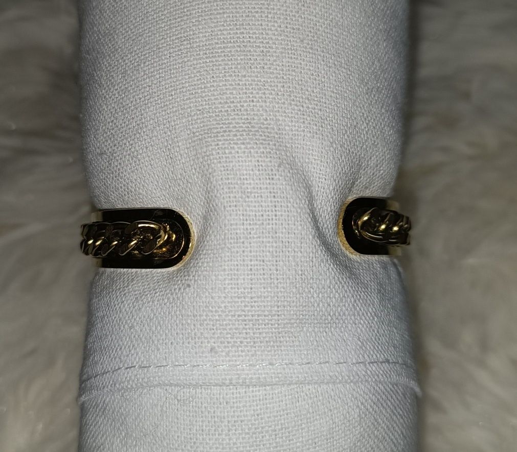 Pulseira com abertura