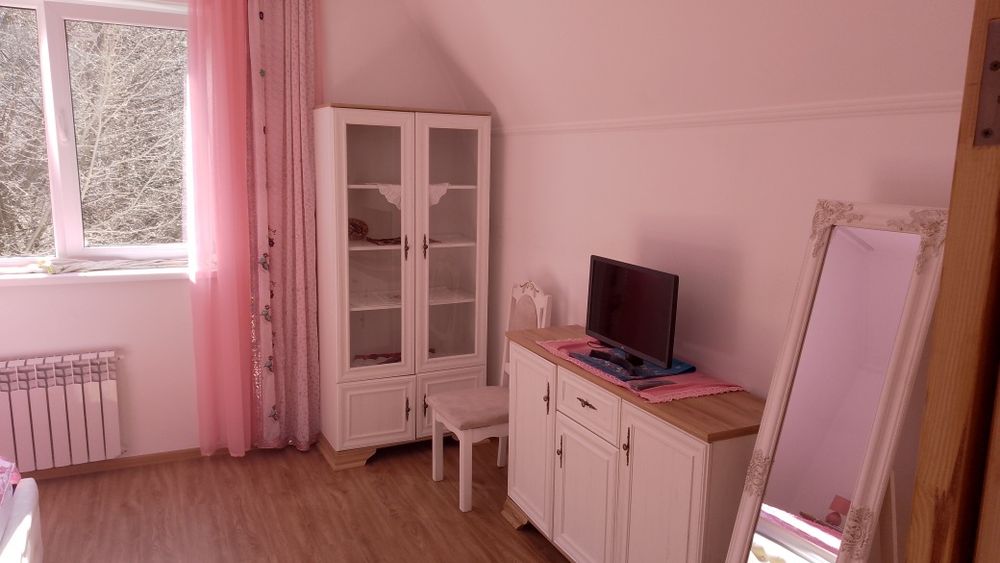 Здається подобово будинок в Шаян