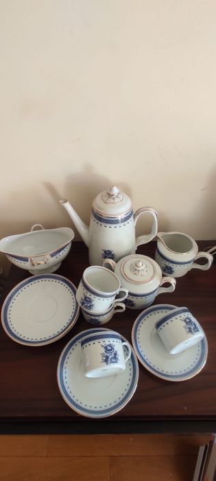 Peças Vista Alegre Cozinha Velha