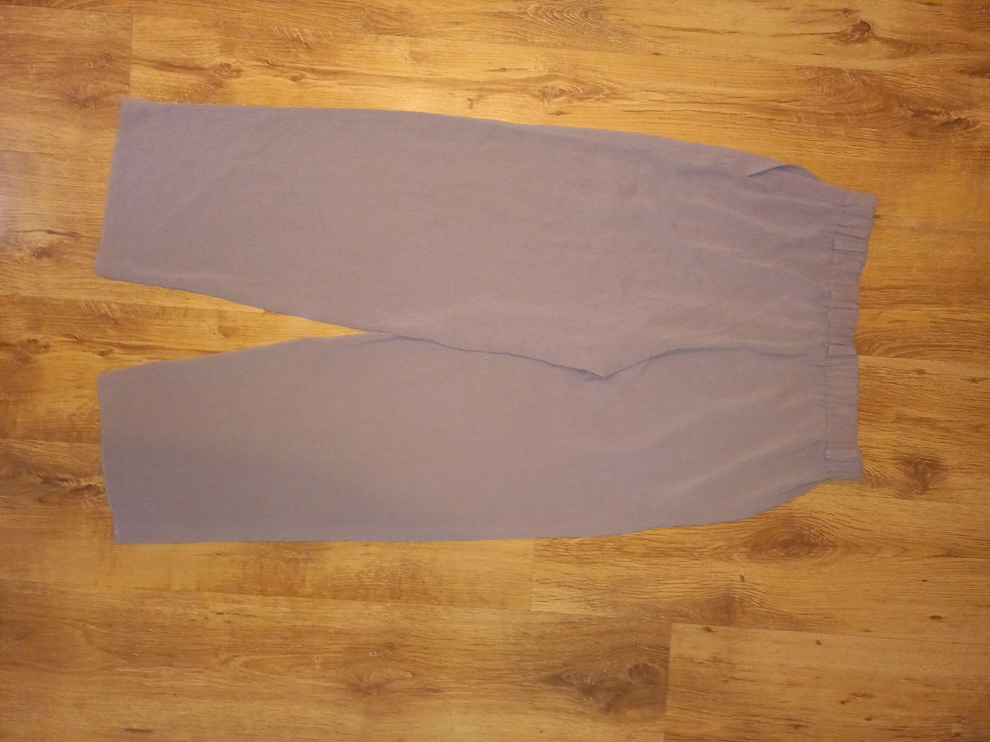 Beżowe  spodnie damskie z szerokimi nogawkami | r. 42 (XL)