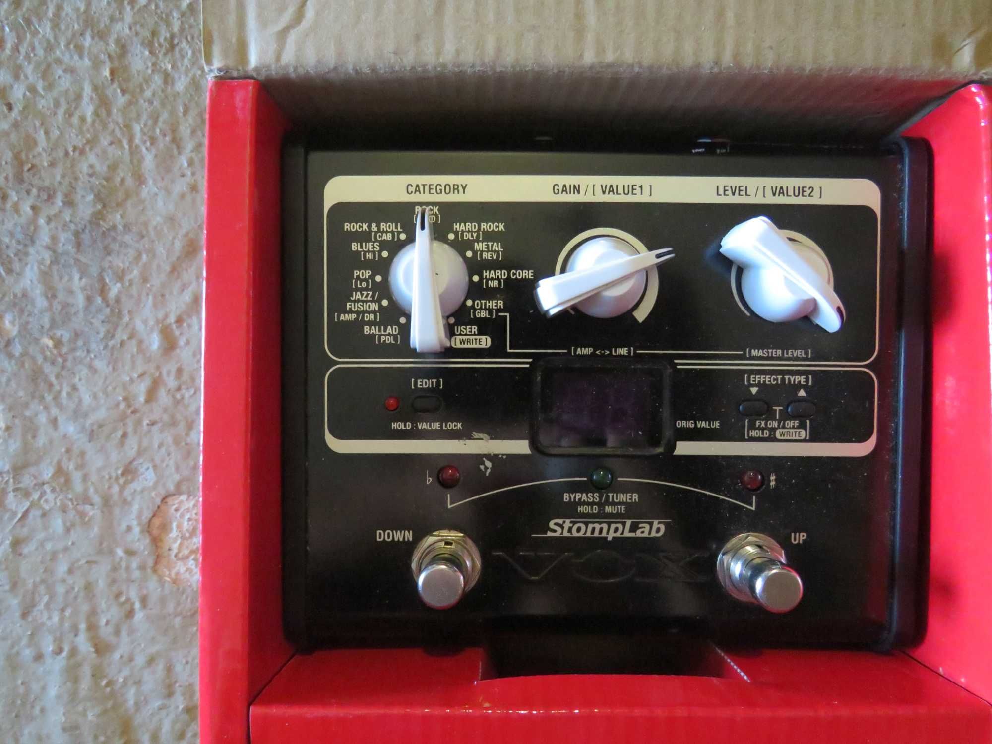 2 pedais VOX STOMP LAB / MOOER DAYTripper - Cab simulator + Preamp Vox
