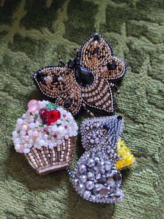 Брошь ручної роботи