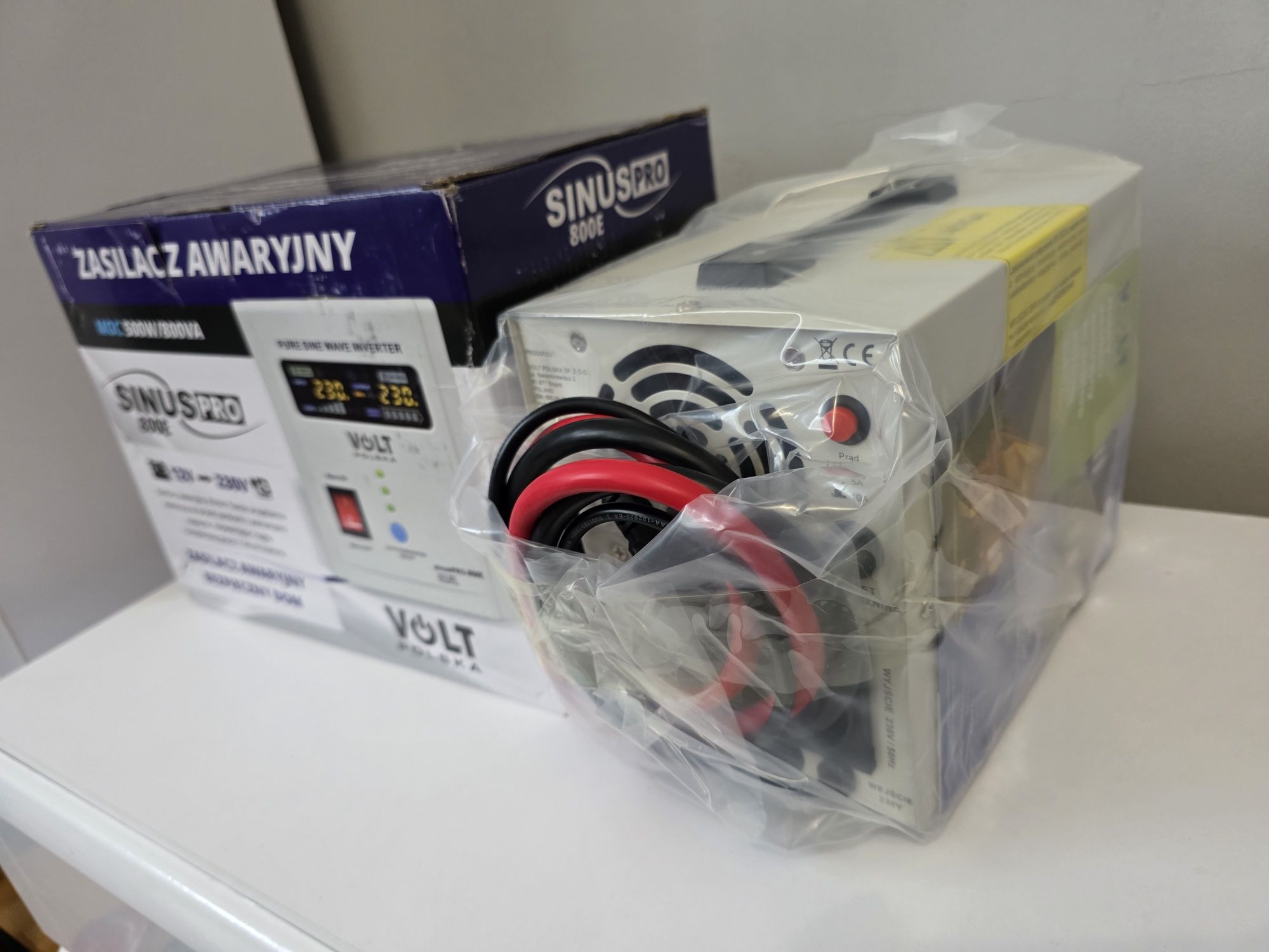 ДБЖ Перетворювач напруги Volt Polska Sinus PRO 800 E інвертор синус