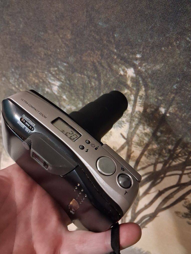 Плёночный фотоаппарат Olumpus Superzoom 140 S