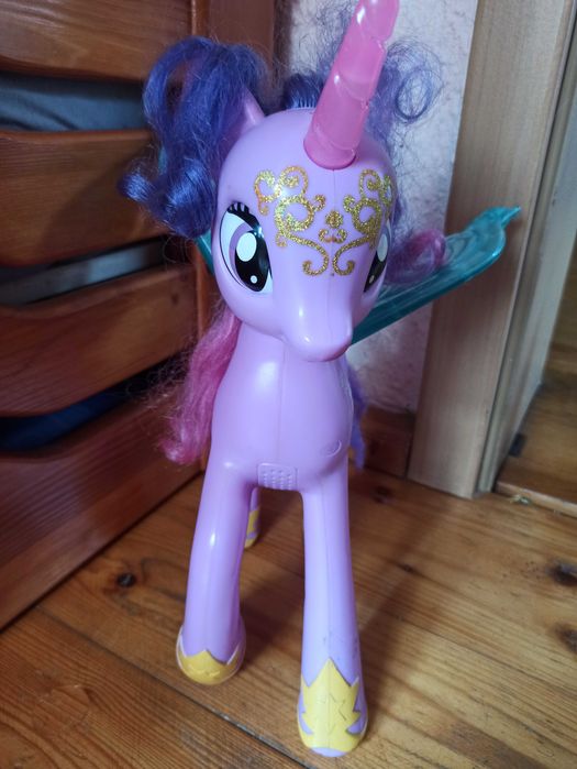 My Little Pony, zabawka interaktywna- konik Twilight Sparkle
