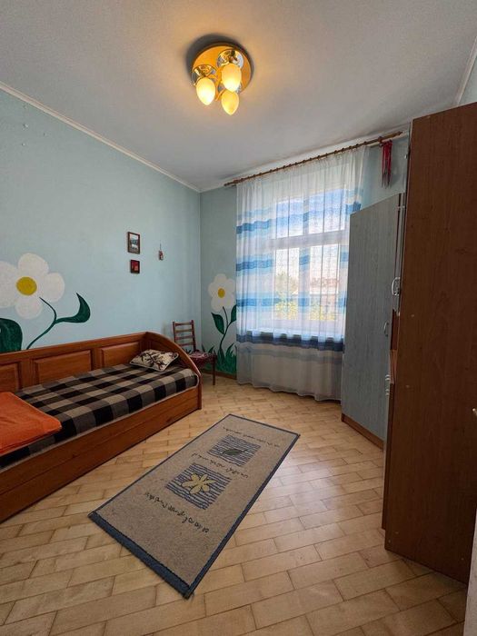 Оренда просторої квартири на вул. Карпатська (Й.Сліпого)