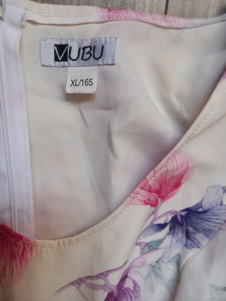 Sukienka Vubu r. L