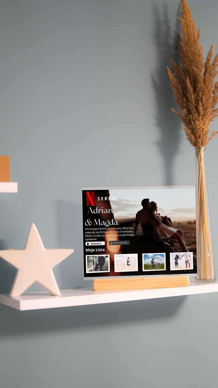 Ramka ze zdjęciem na szkle akrylowym Netflix PERSONALIZOWANY PREZENT