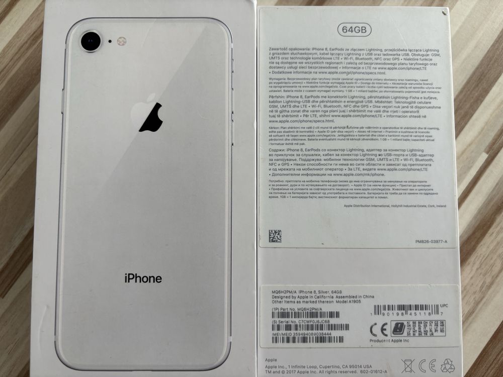 iPhone 8 Silver 64GB Super stan, pełen zestaw.