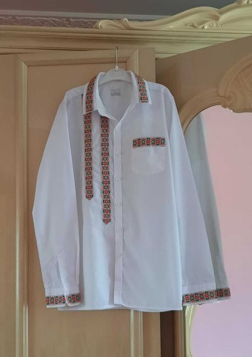 Вишиванка на хлопчика 10-12 р.