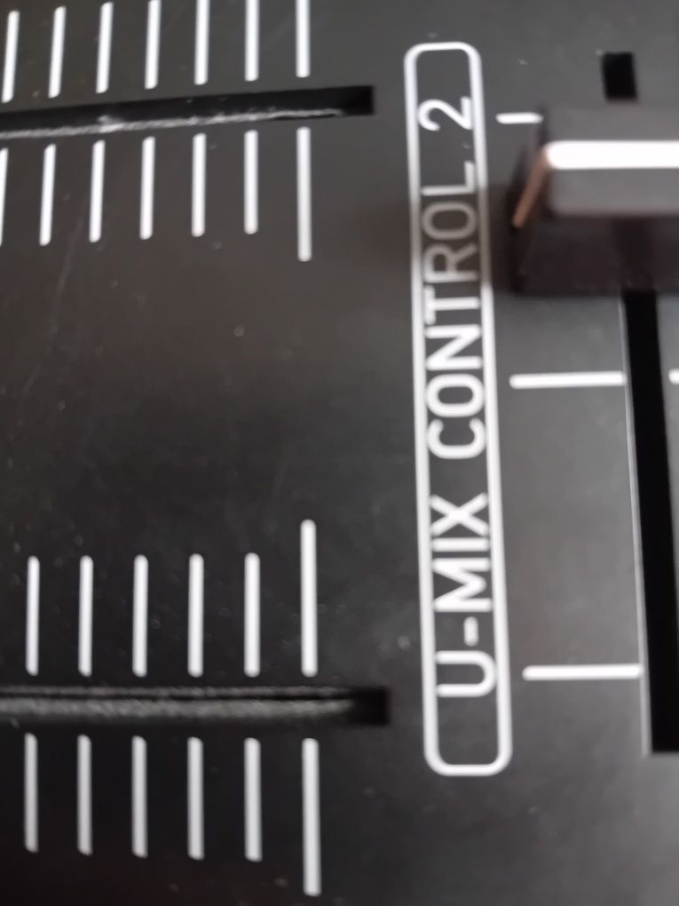 U-MIX control 2 dj