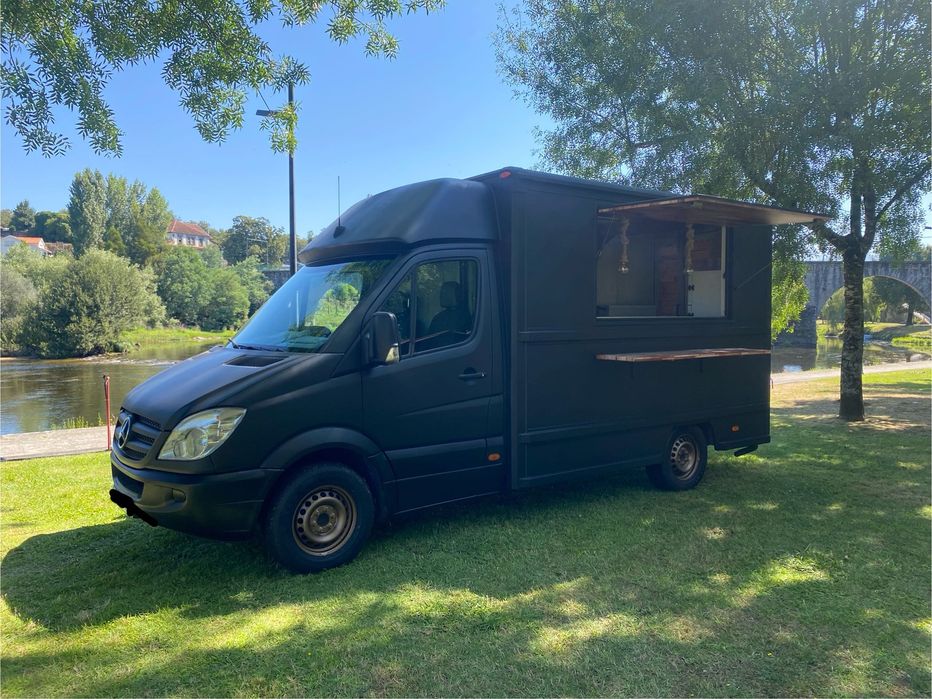 Foodtruck Roulote Mercedes