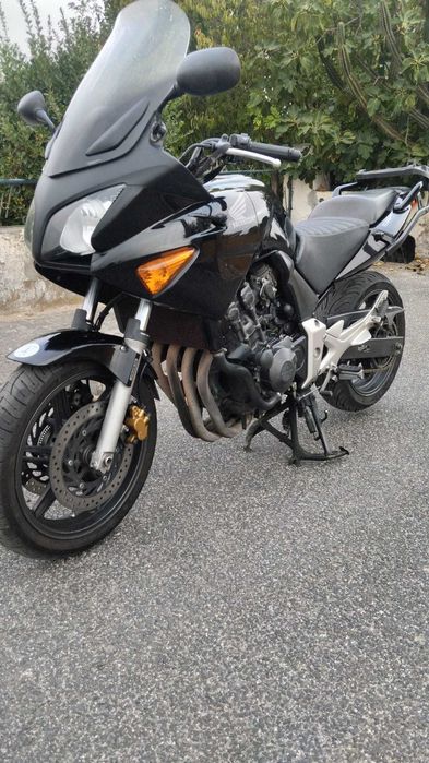 Honda CBF 600 como nova