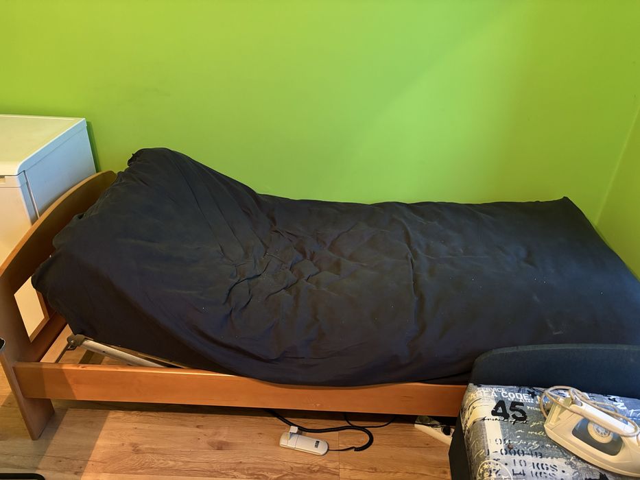 łóżko elektryczne plus materac przeciwodleżynowy