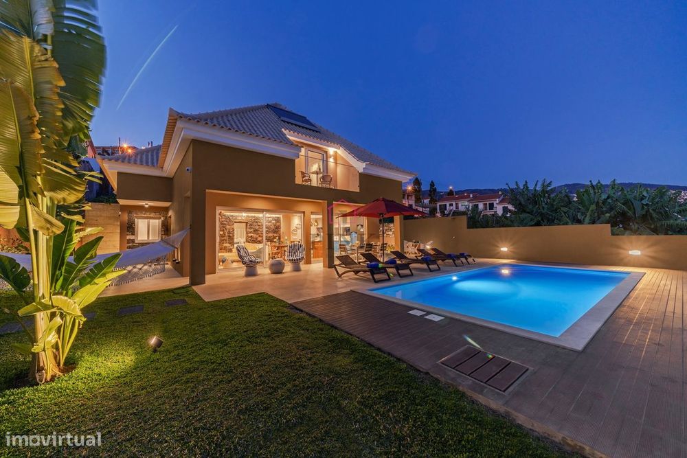 Luxuosa Moradia T3  - São Martinho - Casa Branca