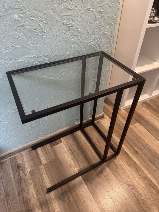 Stolik pod laptopa szklany ikea