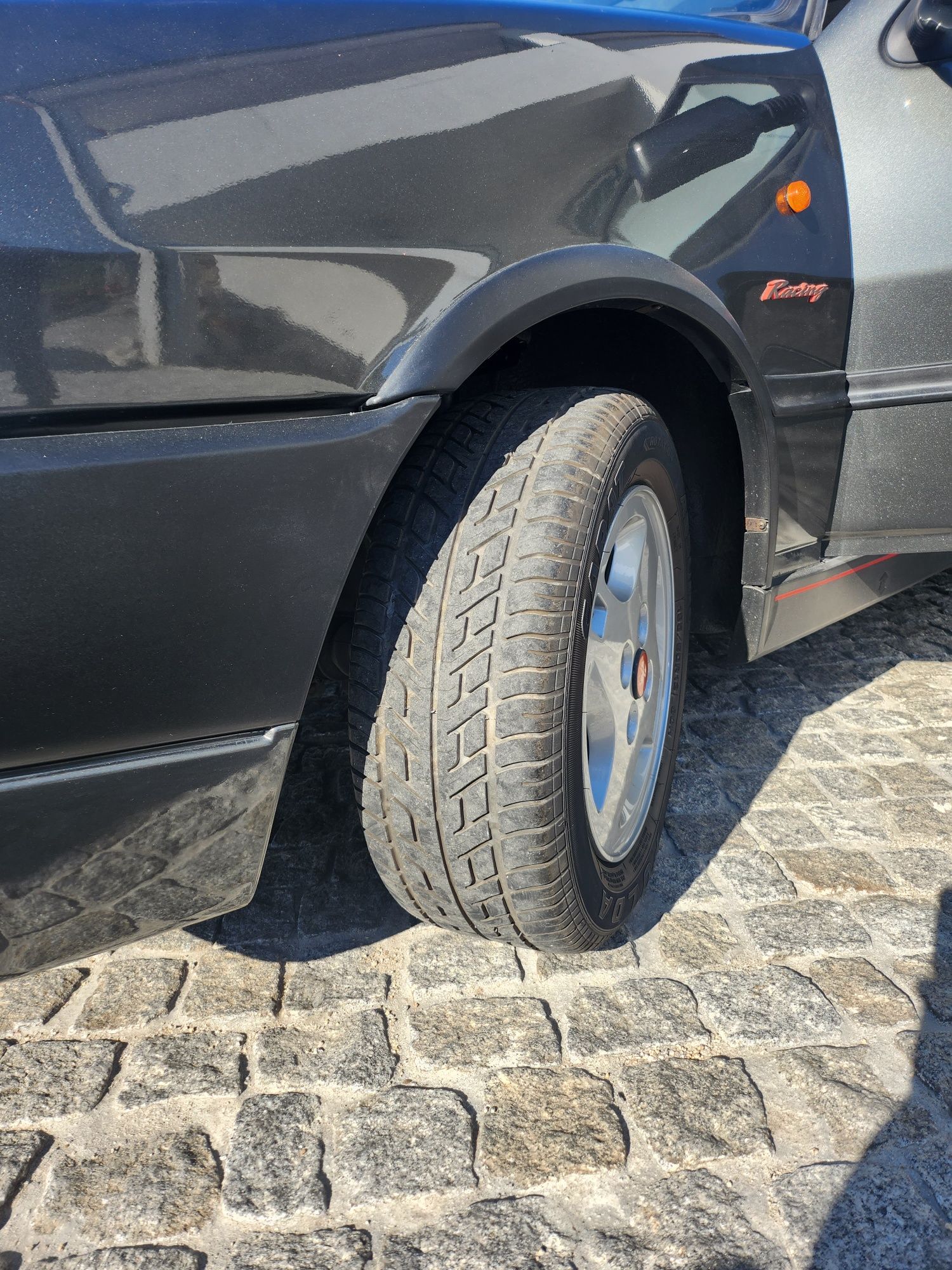 Vendo Fiat Uno turbo ie
