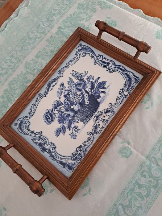 Tabuleiro com azulejo