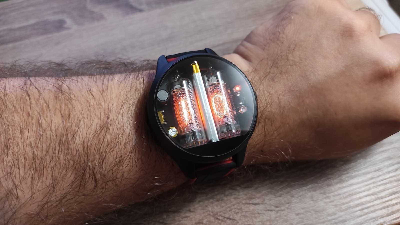 друкована плата для годинника на газорозрядних лампах ИН-16 nixie