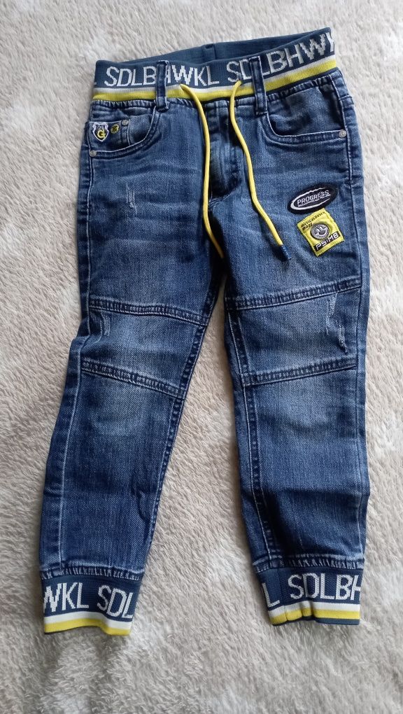 Детские джинсы для мальчика