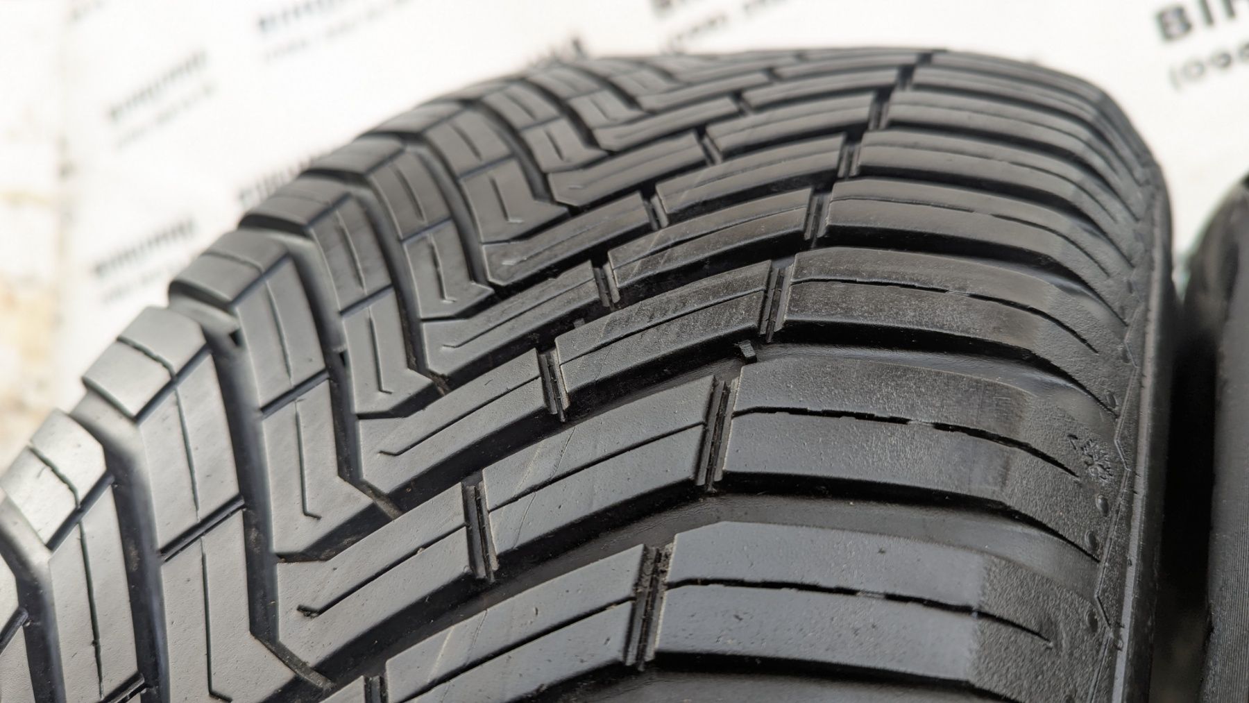 Шини 235/55 R 17 Continental AllSeasonContact. Пара. Колеса склад