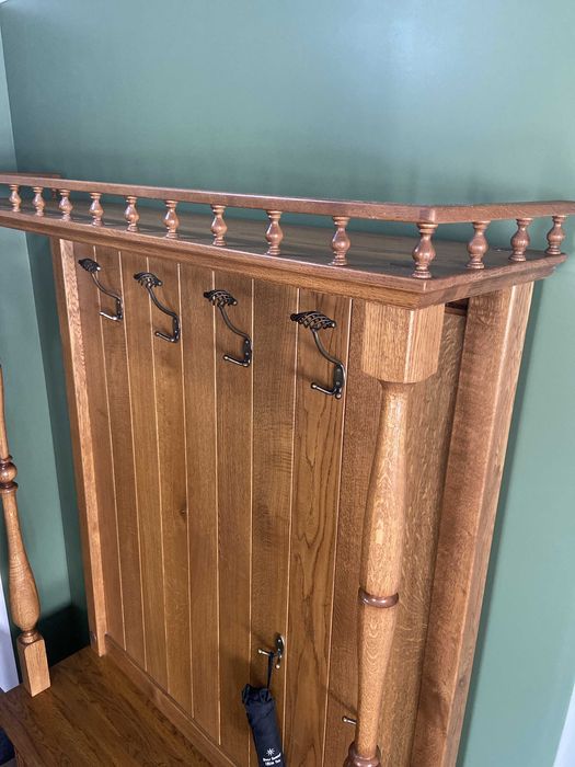 Гарнітур для передпокою з масива дуба (В-1980, Ш-1330, Г-390