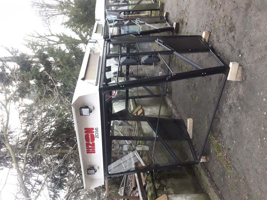 Kabina kabiny Ursus C-360 C-330 Bizon T-25 Mtz