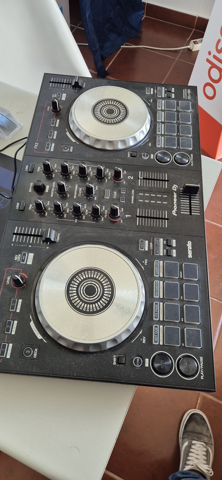 Mesa Dj Pioneer serato