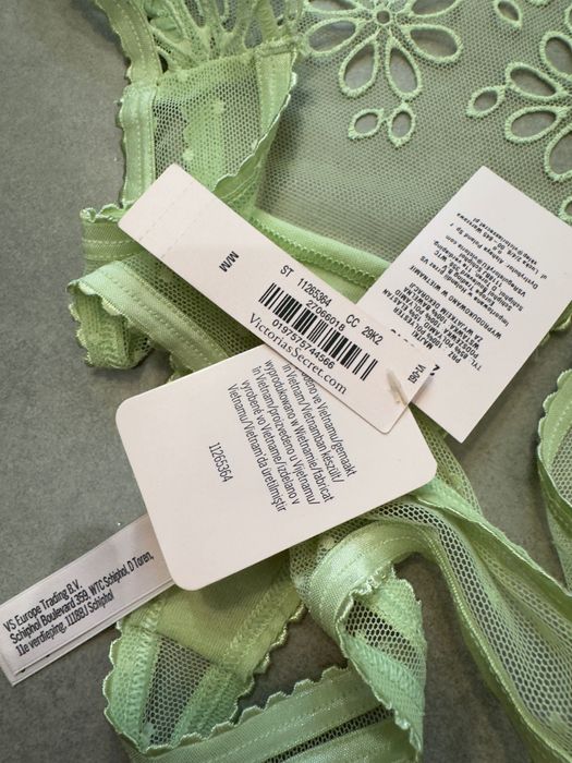 nowe stringi victoria's secret M siateczka eyelet mesh