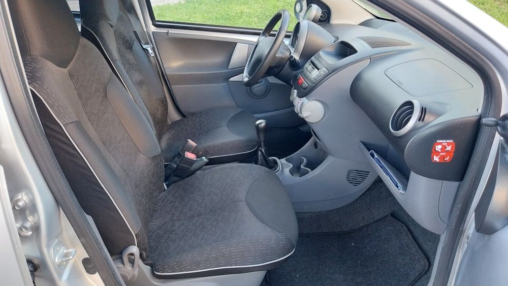 Peugeot 107 Black & Silver Edition 1.0i 5p 2012
