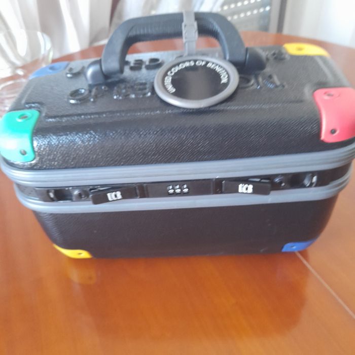 Necessair da bennetton