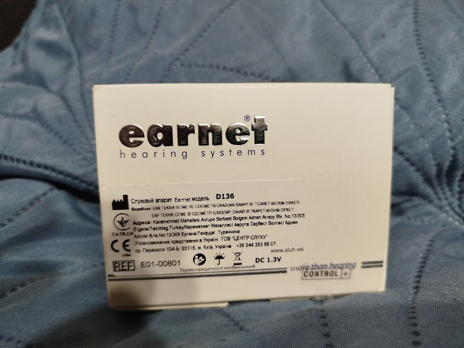 Слуховой аппарат earnet D136