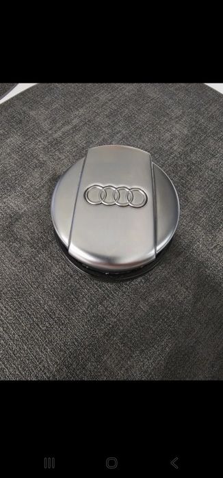 Popielniczka Audi