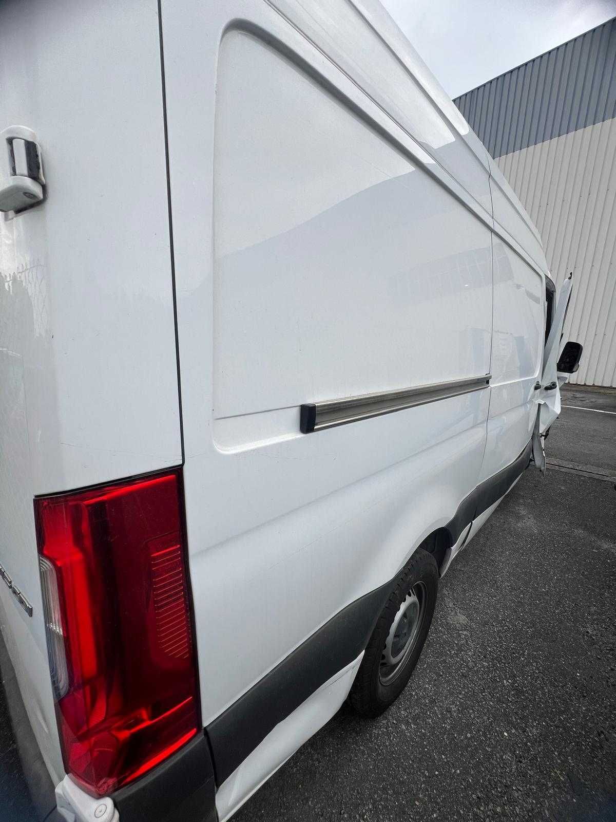 Mercedes-Benz Sprinter 3.5T 315 CDi RWD - IVA DEDUTÍVEL - SALVADO