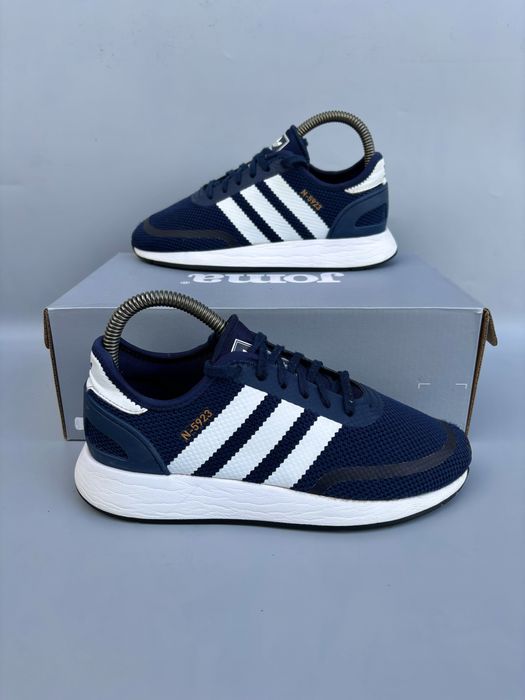 Кросівки Adidas iniki