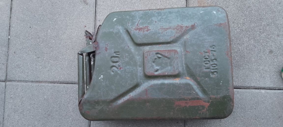 Karnistry 20 L - 4 szt