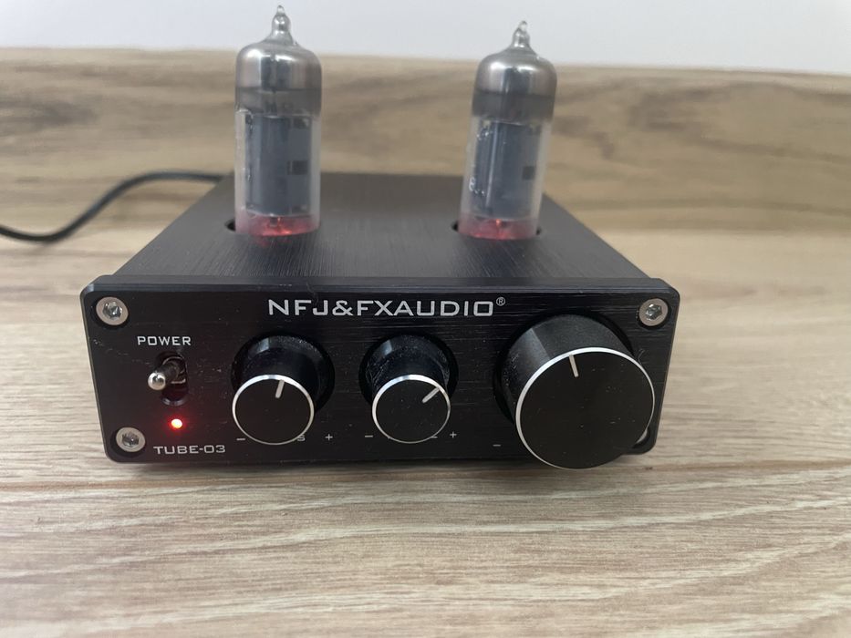NFJ&FXAUDIO TUBE-03 przedwzmaciacz lampowy z korektorem.