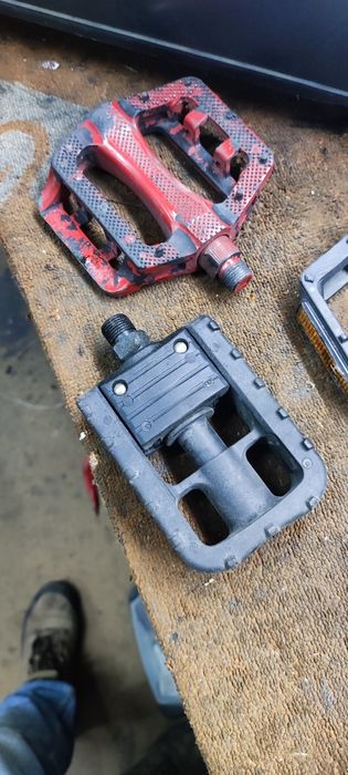 Pedais estrada clássica