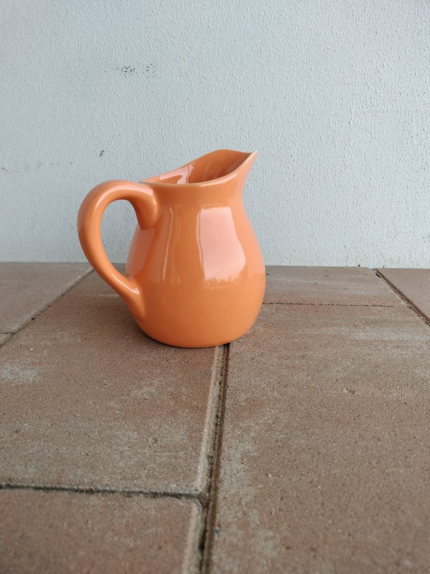 Dzbanek mlecznik ceramiczny z uchem