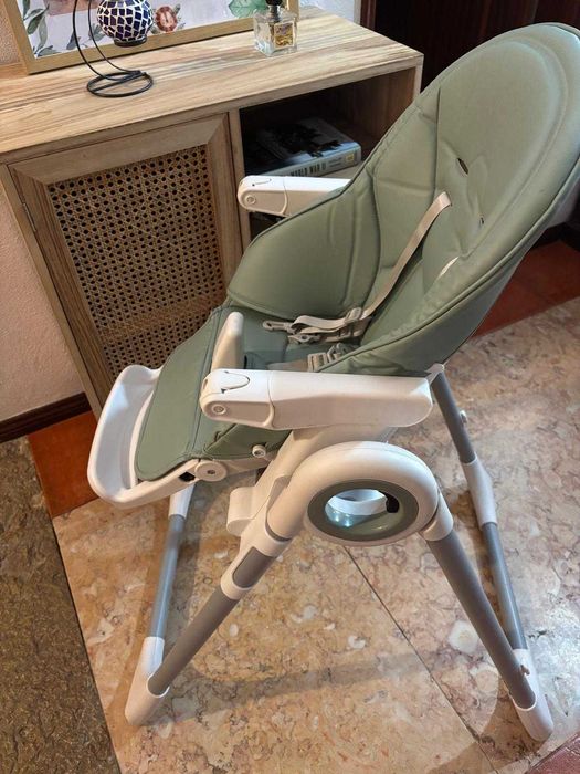 Cadeira de refeição bebé marca Zippy