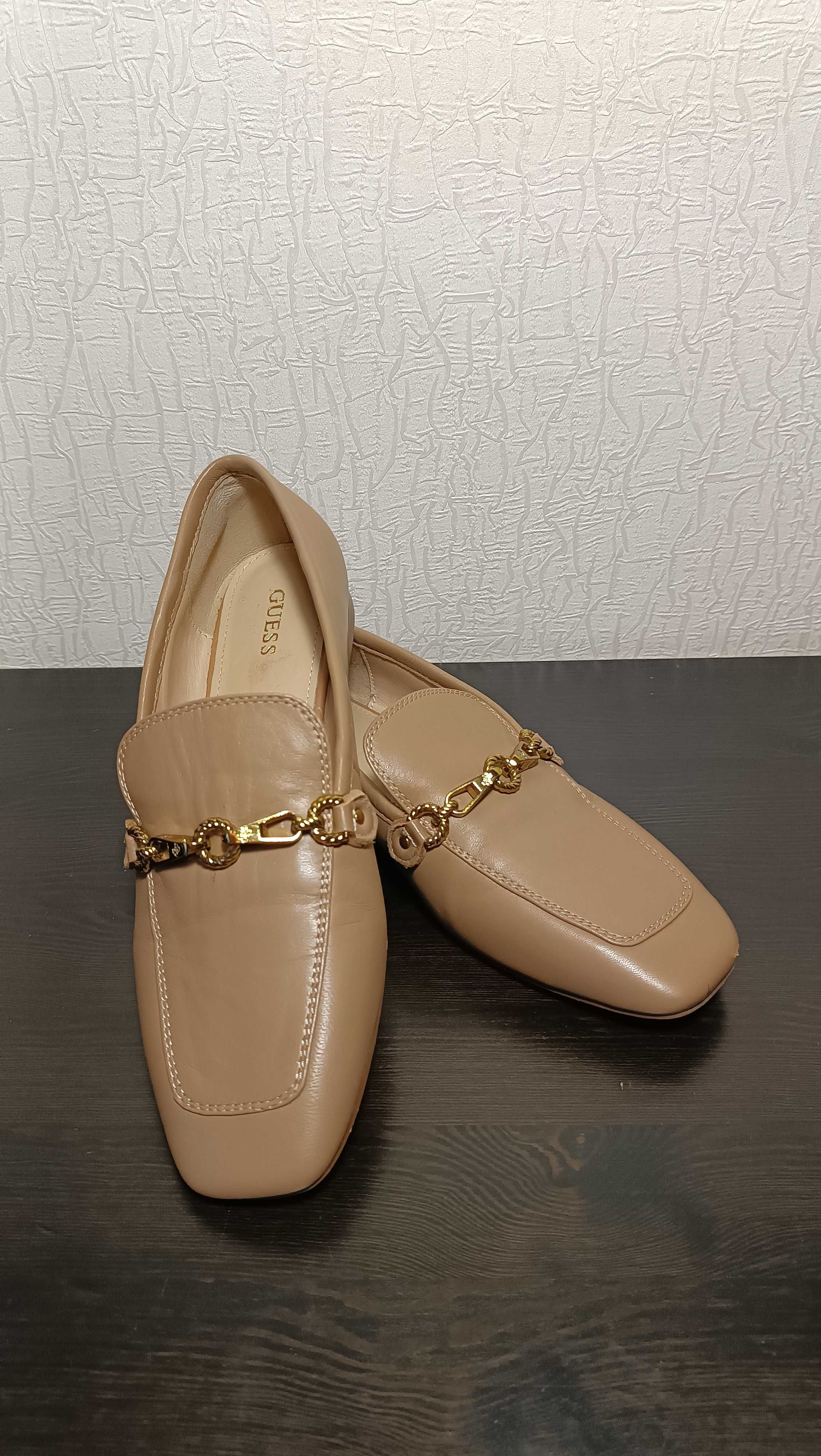 Шкіряні мокасини Guess Marta ,36