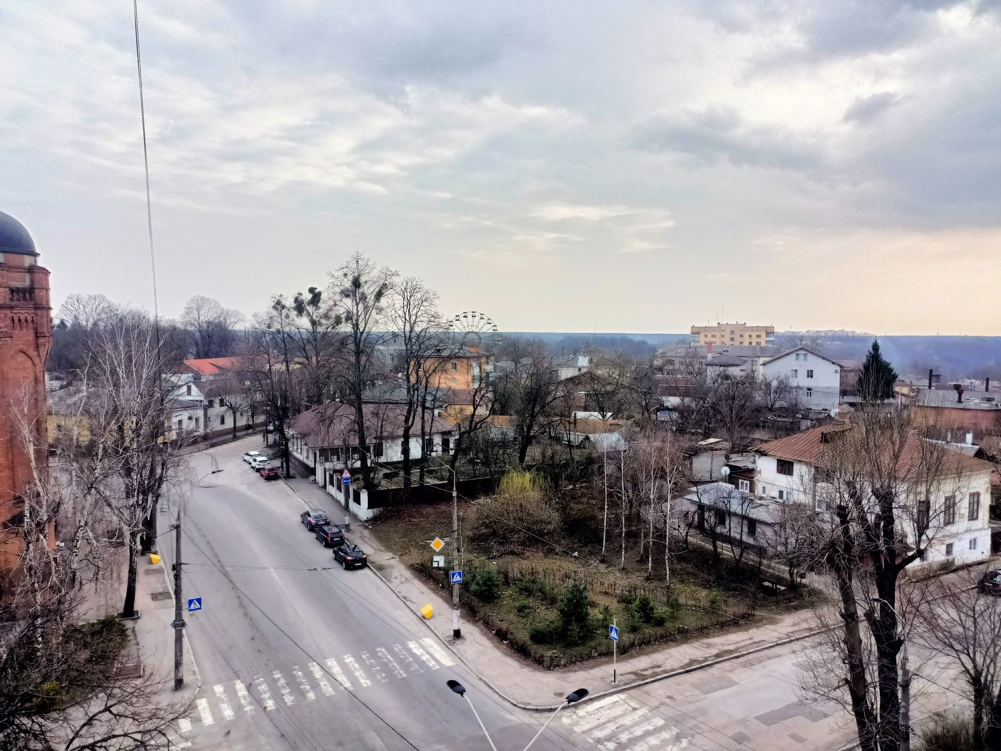 До вашої уваги чудовий варіант для життя. Продам видову квартиру в пар