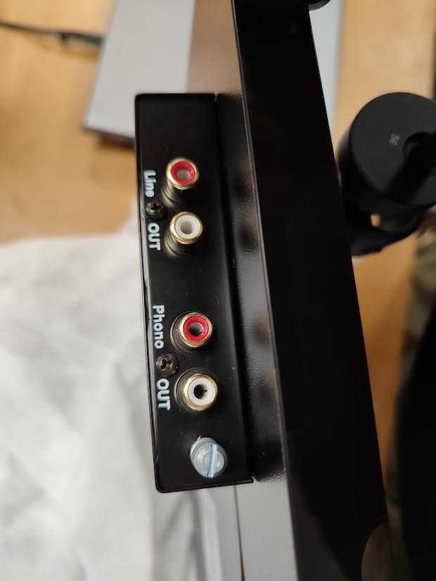 Gramofon Pro-Ject T1 BT czarny bluetooth wbudowany przedwzmacniacz