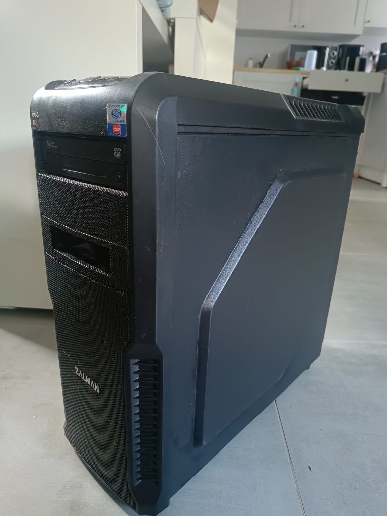 Komputer stacjonarny GTX970, AMD 6x3.5GHz, 16GB ram