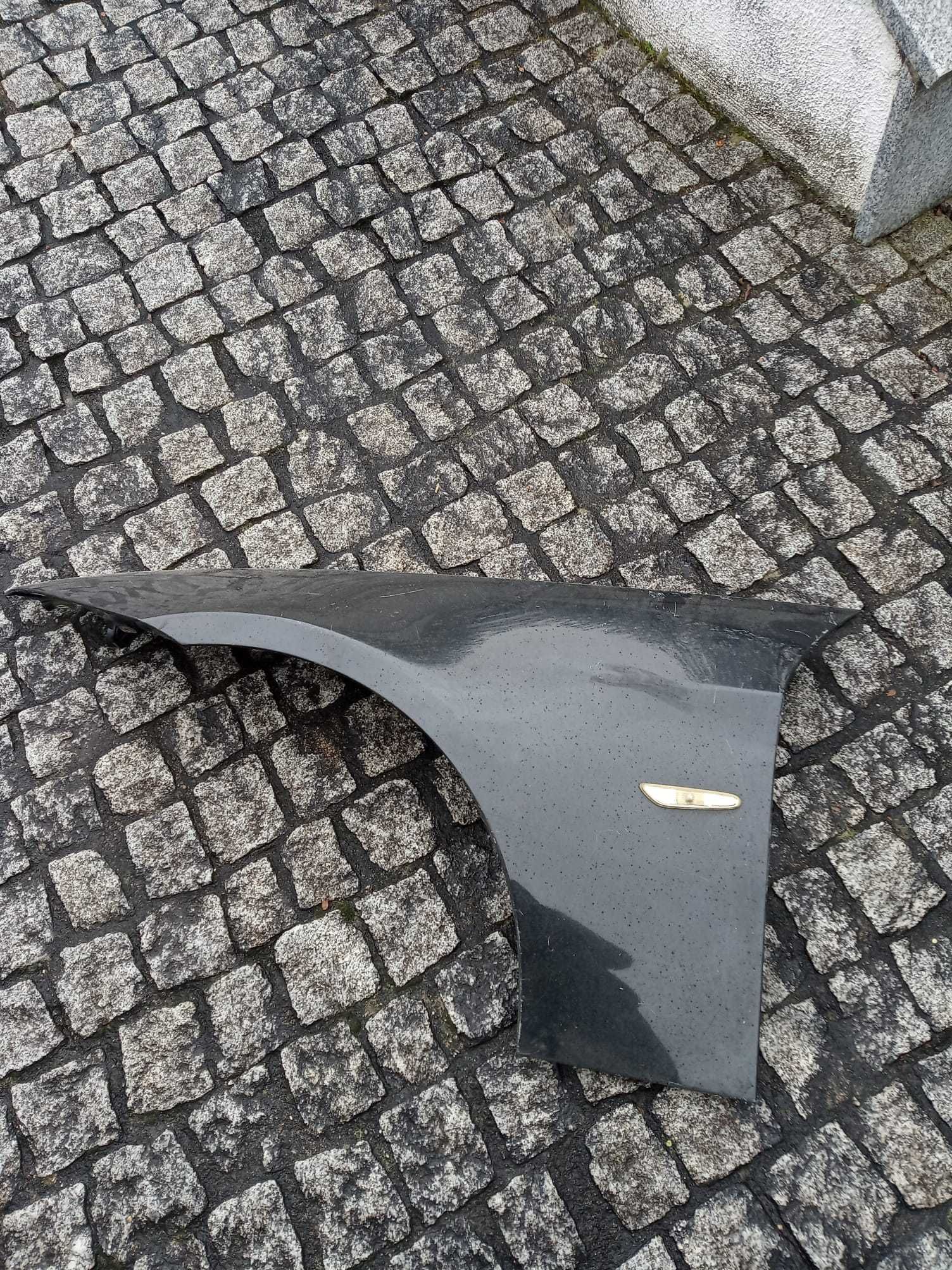 Guarda-Lamas Lado esquerdo para BMW E90 ou E91
