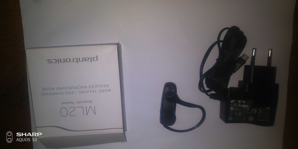 Bluetooth гарнитура Plantronics Ml20
