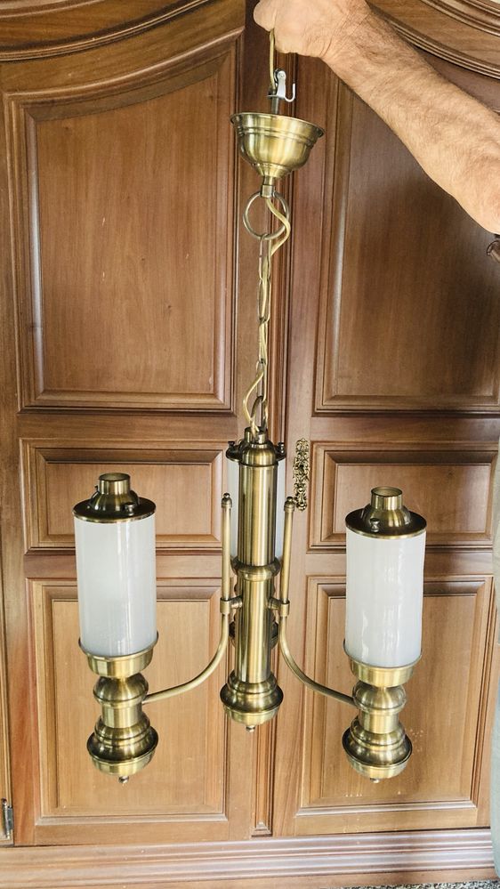 Conjunto candeeiro de teto e de mesa